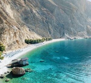 Read more about the article Glika Nera beach